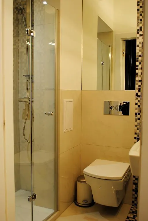 Lejlighed Apartament Wiejska 9 Warszawa